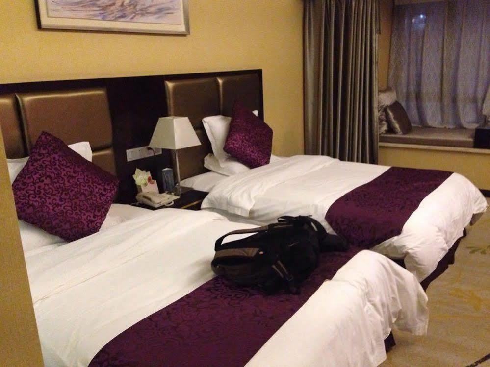 Yj Intl. Hotel Ta-mien-chen Esterno foto